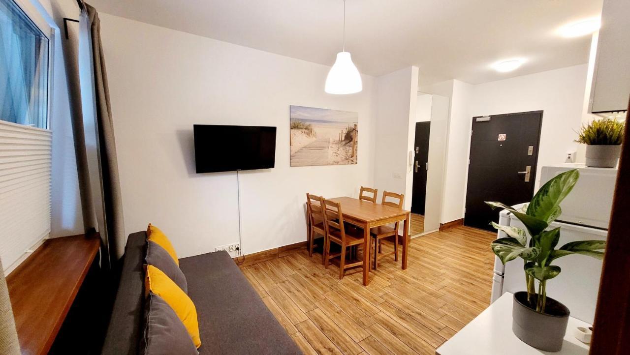 Papaja Caloroczny Apartament Na Wyspie Sobieszewskiej Gdańsk Buitenkant foto